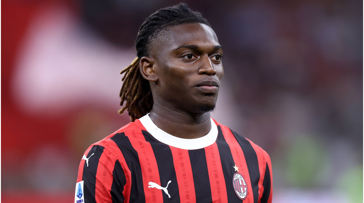 Latest transfer news: Chelsea want Rafael Leao as Man City eye Saliba