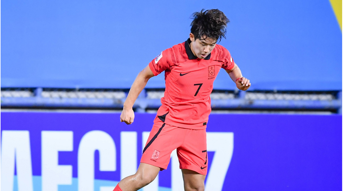 Brighton sign teenage South Korean Do-young Yun – Who is the 18-year-old talent?
