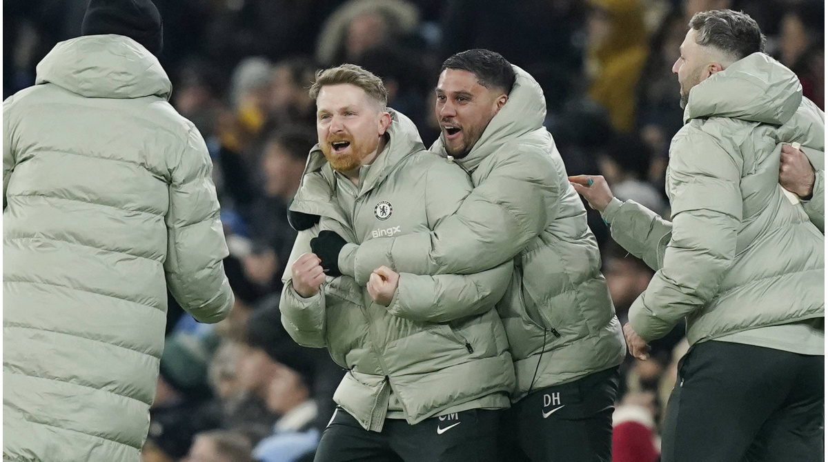 McFarlane ices baptism of fire as Chelsea show fight in Man City draw