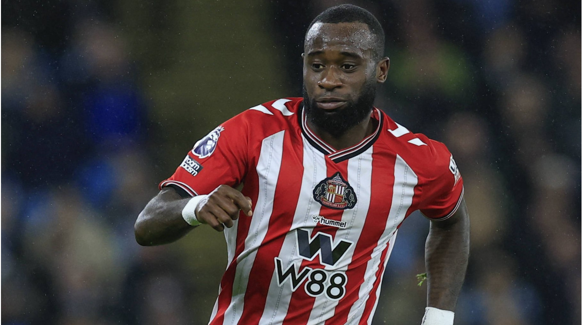 Transfer news LIVE: Liverpool hold Geertruida talks as Rashford to Barcelona in doubt